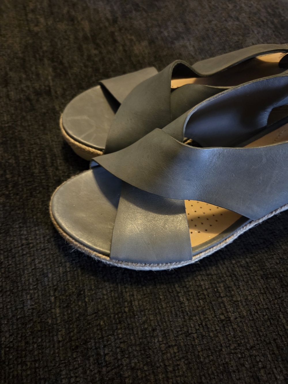 Clarks Blue Leather Wedge Slingback Sandals. Size 10 - Picture 6 of 9